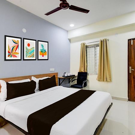Super Townhouse Kukatpally North Formerly Munagala Arcade Haidarábád Kültér fotó